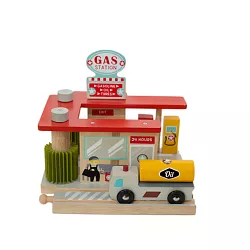 Drevená čerpacia stanica + umývačka áut