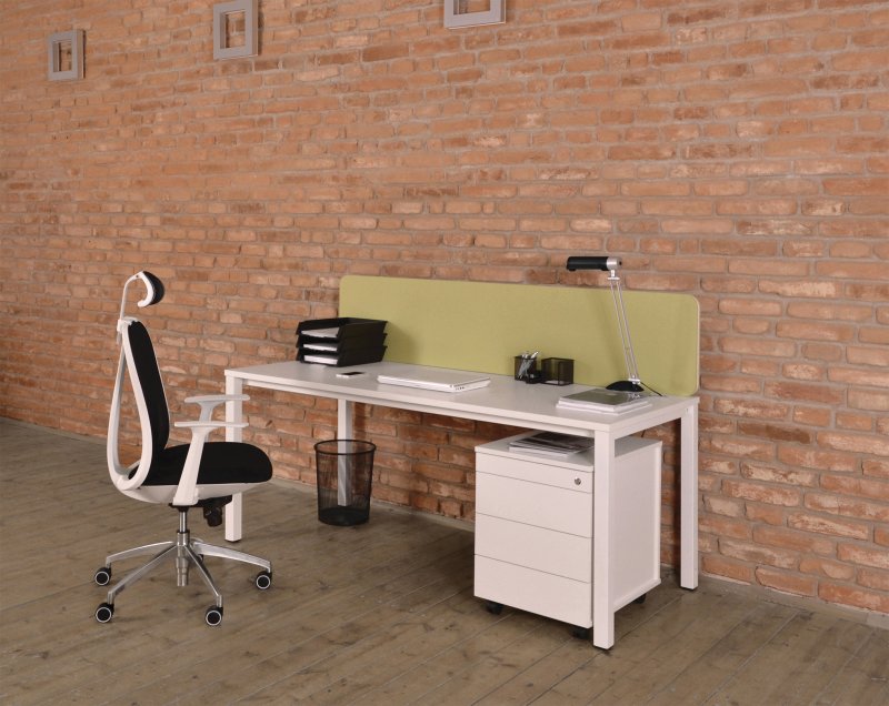 Látkový paraván k stolu 200x40cm - Sivá